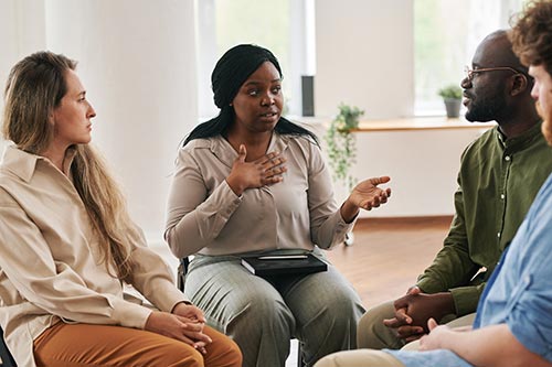 people in group therapy