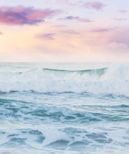 waves crashing waves in the ocean